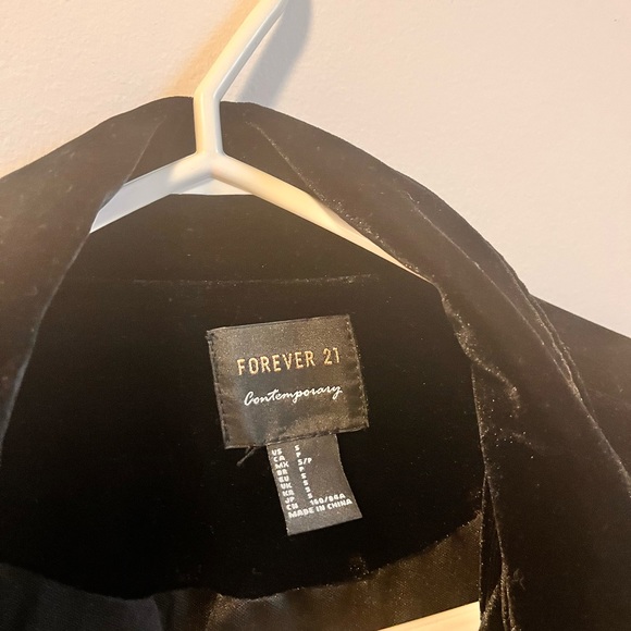 Black faux suede stretchy jacket - Picture 2 of 3